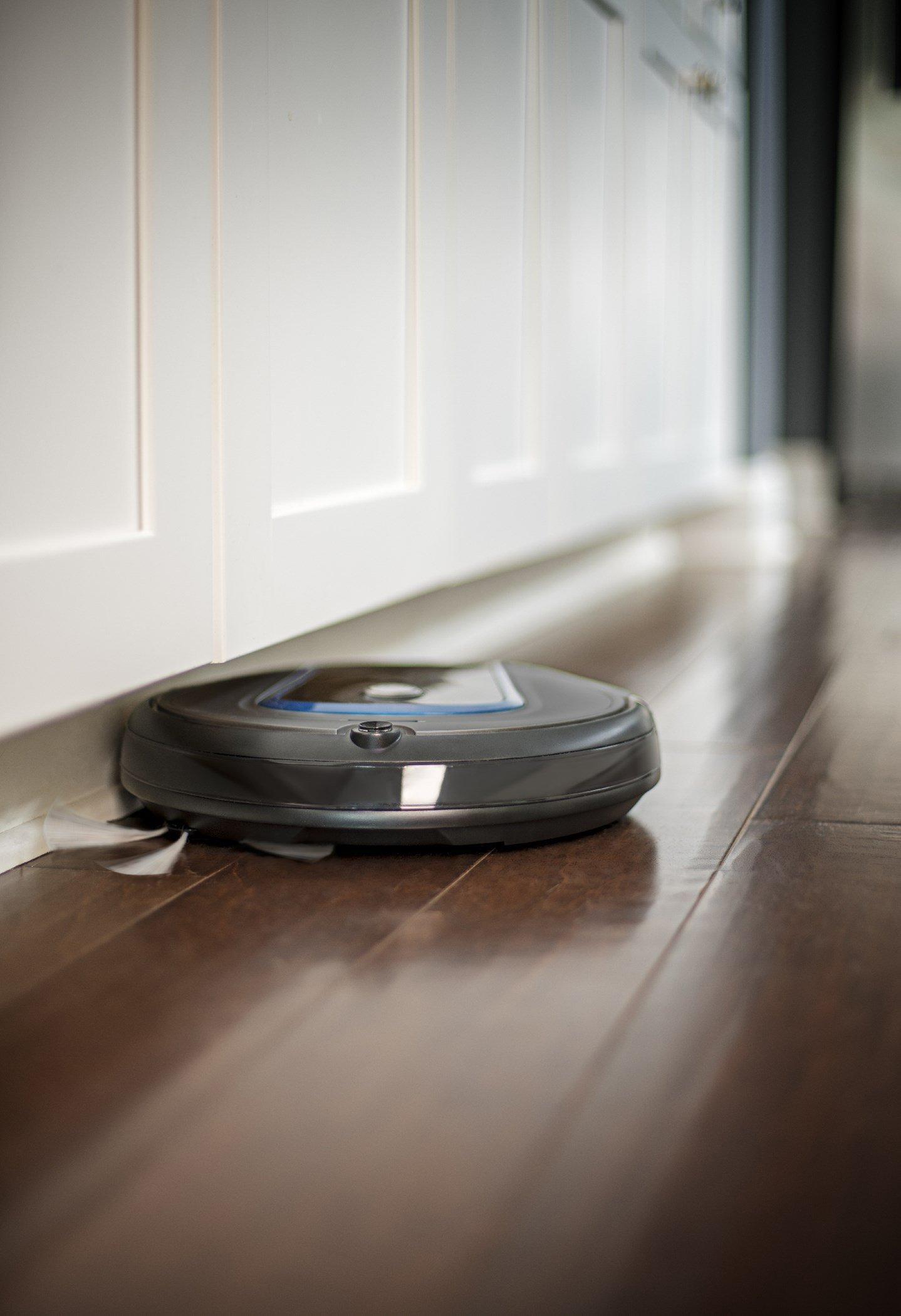 Quest 800 Robot Vacuum