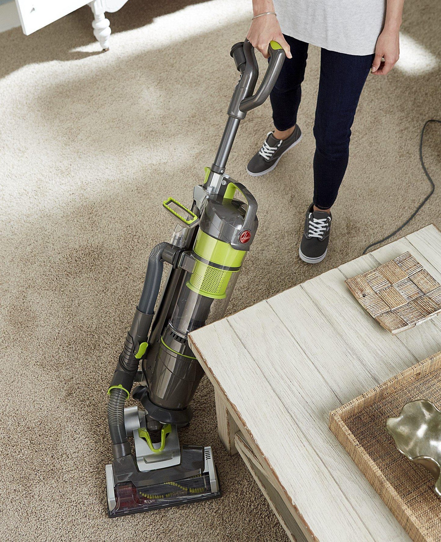 Air Lift Light Upright Vacuum